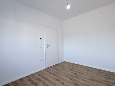 Duplex de vanzare, 5 camere despartit, cu toate utilitatile zona LIDL - Mosnita imagine mica 7, foxfort.ro