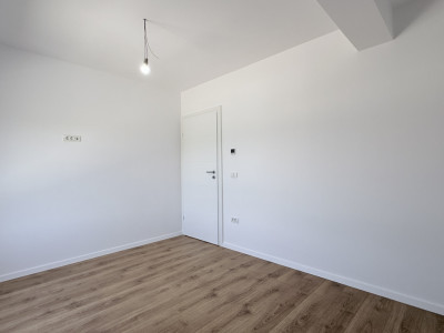 Duplex de vanzare, 5 camere despartit, cu toate utilitatile zona LIDL - Mosnita imagine mica 11, foxfort.ro