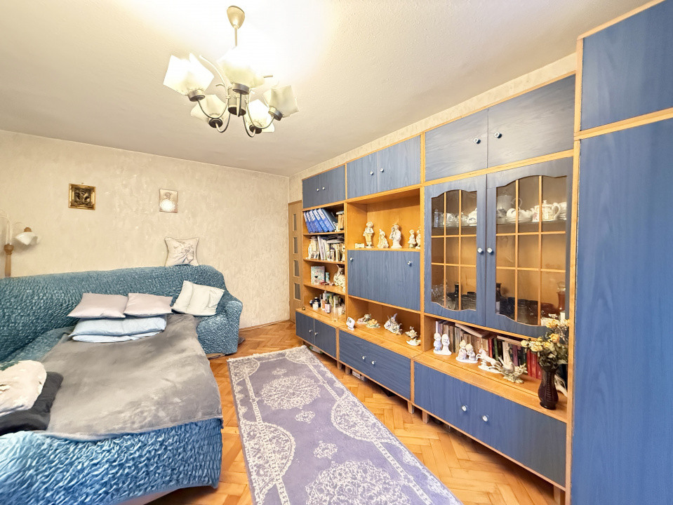 Apartament cu 3 camere, 68 mp, etaj 3, de vanzare in zona Torontalului 21, foxfort.ro