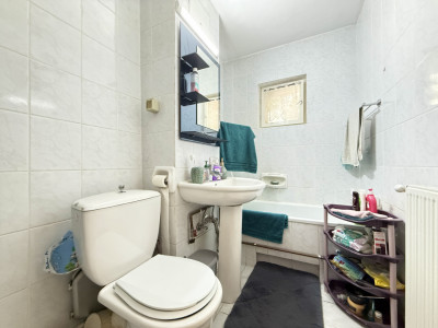 Apartament cu 3 camere, 68 mp, etaj 3, de vanzare in zona Torontalului imagine mica 27, foxfort.ro