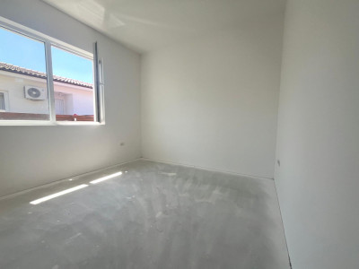 Duplex cu 4 camere si teren de 381 mp - zona Mosnita Noua imagine mica 5, foxfort.ro