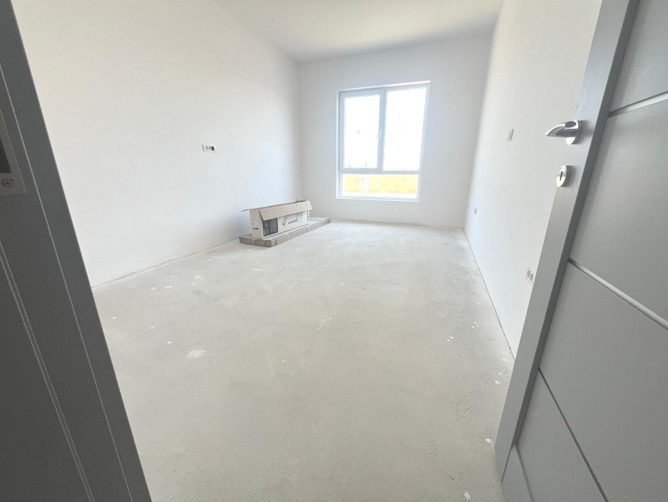 Duplex pe parter cu 4 camere si teren de 381 mp - zona Mosnita Noua 2, foxfort.ro