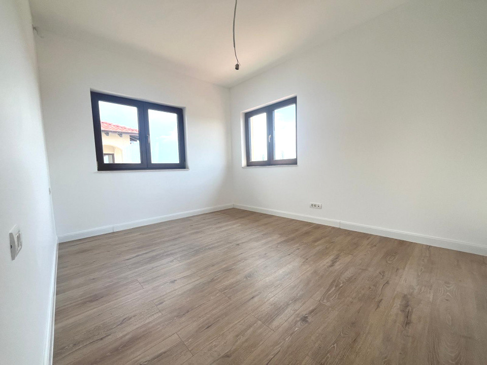 Casa individuala cu 4 camere si teren de 633 mp - zona Mosnita Noua 18, foxfort.ro