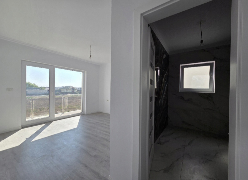 Casa Moderna cu Rooftop | 3 dormitoare | 3 bai | An 2022 | 225000 euro 9, foxfort.ro