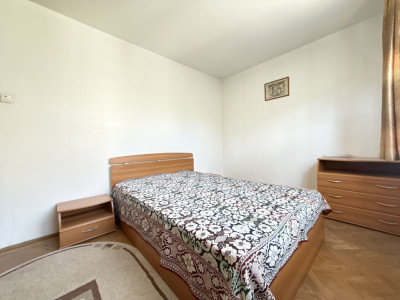 Apartament cu 3 camere, 65 mp, de vanzare in zona Dacia imagine mica 2, foxfort.ro