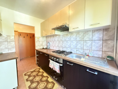 Apartament cu 3 camere, 65 mp, de vanzare in zona Dacia imagine mica 5, foxfort.ro