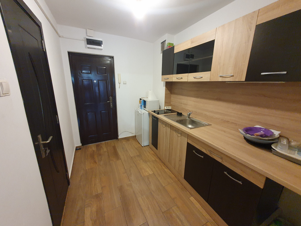 Garsoniera de inchiriat, etaj 3, Complexul Studentesc 6, foxfort.ro