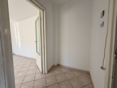 Etaj intermediar, 2 camere - 51 mp, Zona Liviu Rebreanu - Sagului imagine mica 7, foxfort.ro
