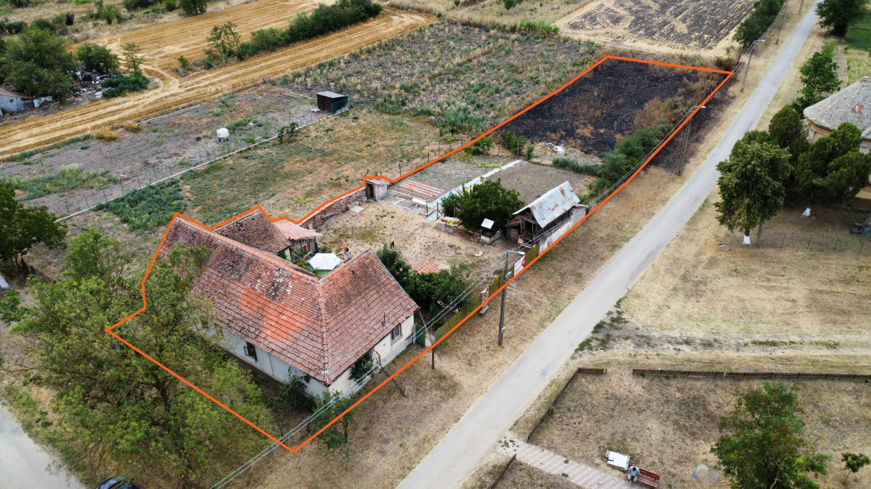Casa individuala 4 camere si teren 2208 mp in Folea, comuna Voiteg 1, foxfort.ro