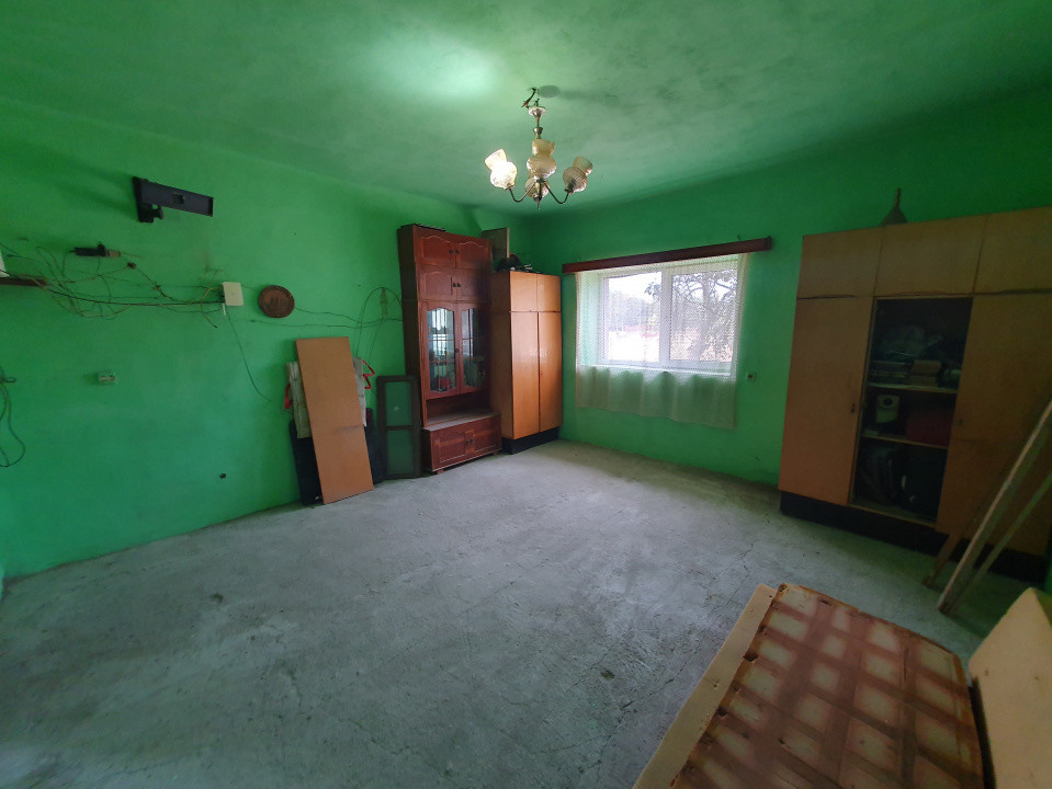 Casa individuala 4 camere si teren 2208 mp in Folea, comuna Voiteg 17, foxfort.ro