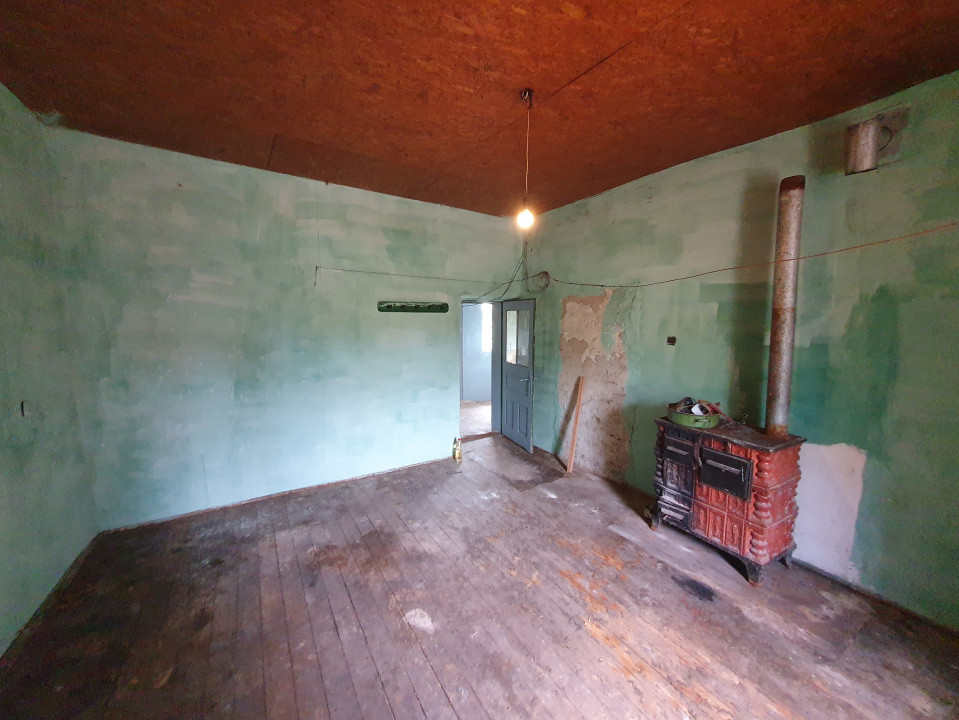 Casa individuala 4 camere si teren 2208 mp in Folea, comuna Voiteg 25, foxfort.ro