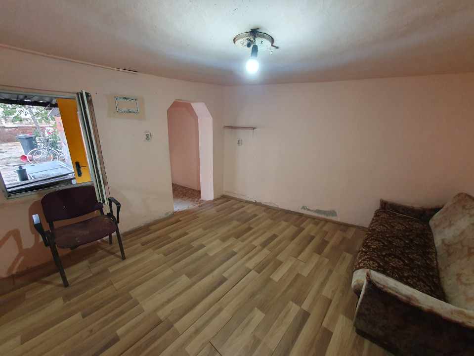 Casa individuala 6 camere si teren 1200 mp, in Gataia 19, foxfort.ro