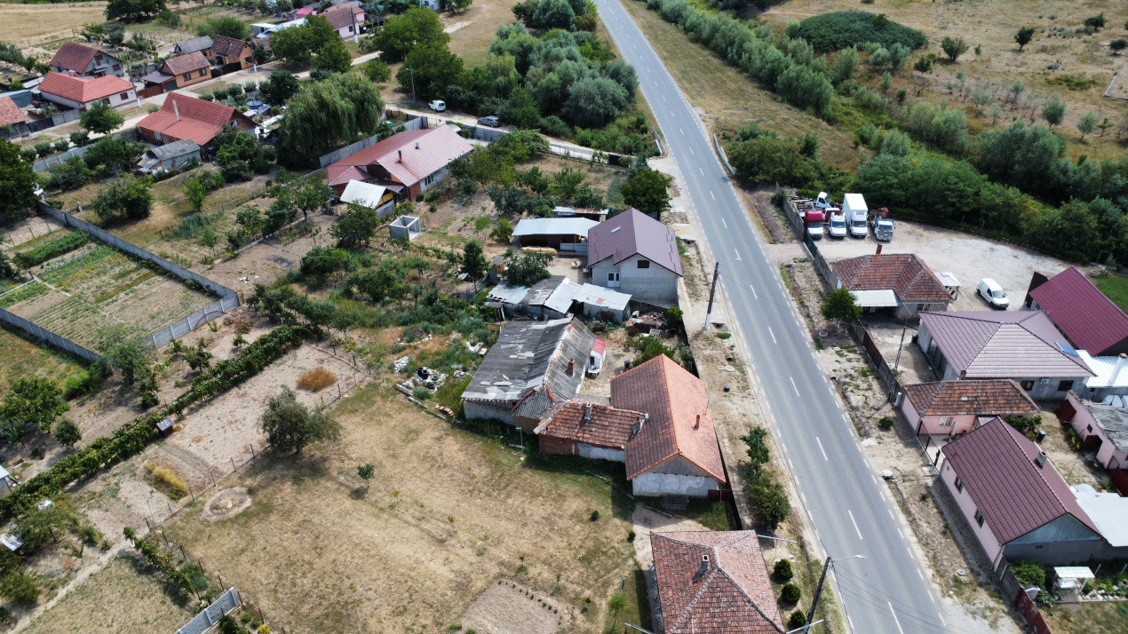 Casa individuala 6 camere si teren 1200 mp, in Gataia 24, foxfort.ro