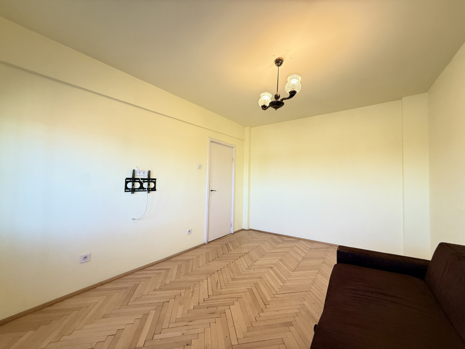 Apartament cu 3 camere, 65 mp, de vanzare, Zona Iosefin 12, foxfort.ro