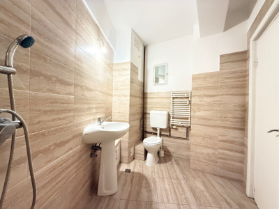 Apartament cu 3 camere, 65 mp, de vanzare, Zona Iosefin imagine mica 5, foxfort.ro