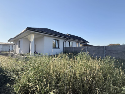 Duplex pe parter 3 camere Albina - Timis imagine mica 13, foxfort.ro