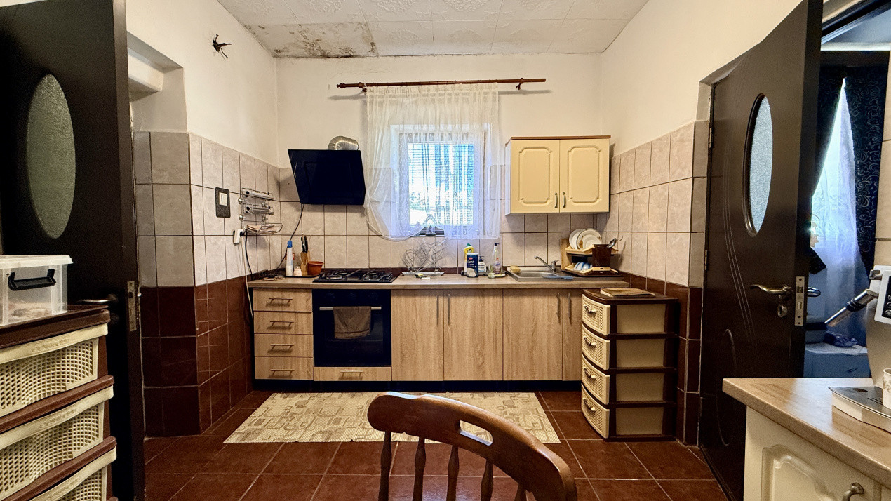 Comision 0% Casa 5 camere + 2540 mp teren + curent trifazic 8, foxfort.ro