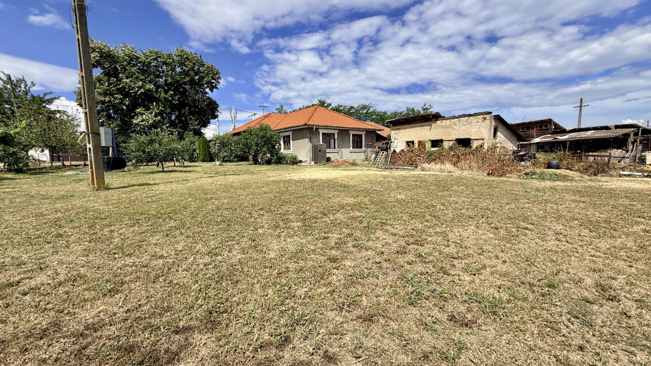 Comision 0% Casa 5 camere + 2540 mp teren + curent trifazic 26, foxfort.ro
