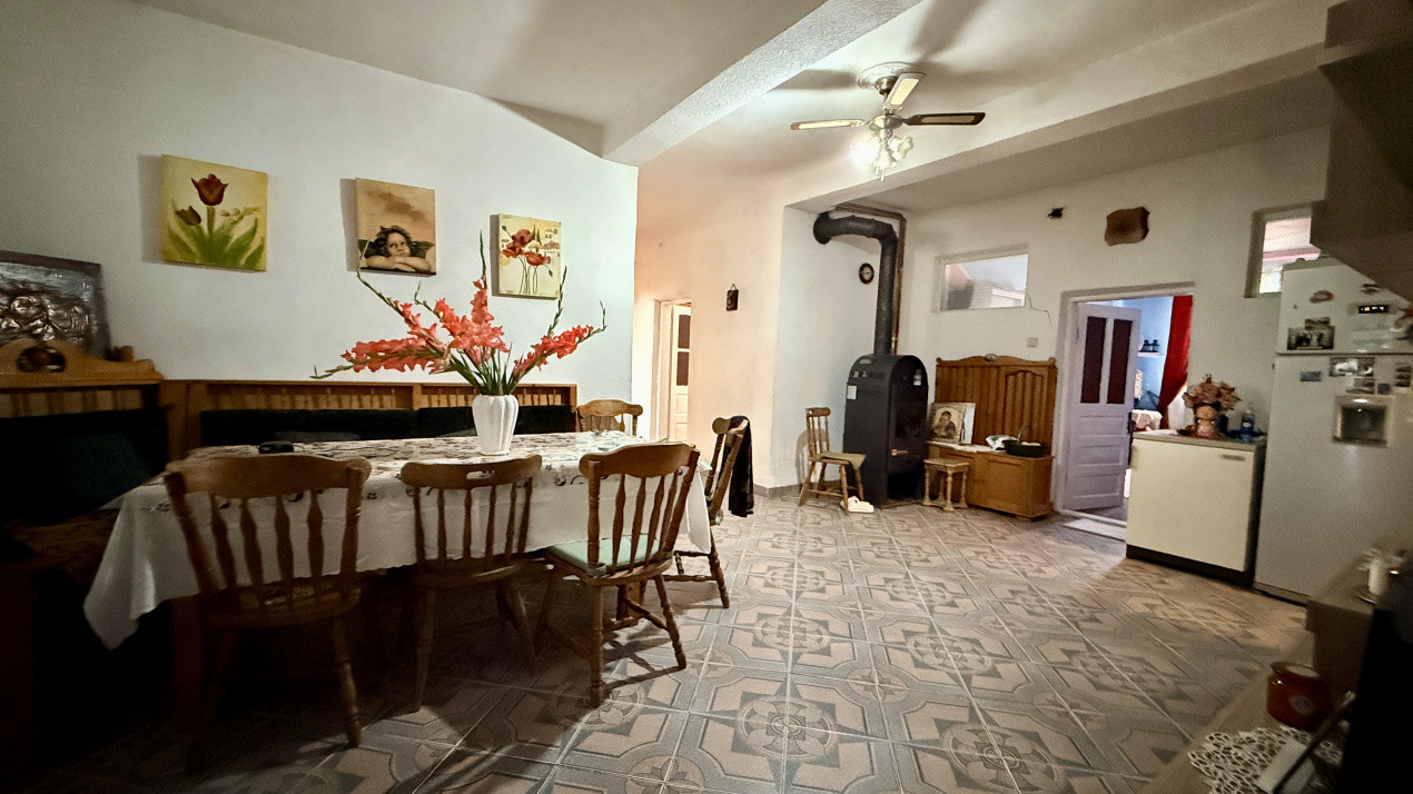 Comision 0% Casa 5 camere + 2540 mp teren + curent trifazic 32, foxfort.ro