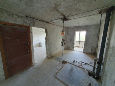 Apartament 3 camere decomandat, gata de renovat, Zona Freidorf imagine mica 7, foxfort.ro