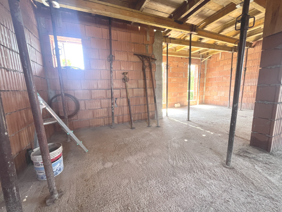 COMISION 0 % Duplex 4 camere, despartit prin camera tehnica - Mosnita Noua 4, foxfort.ro