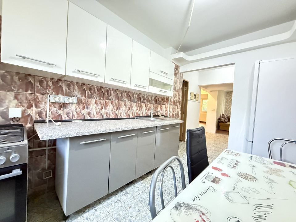Apartament cu 3 camere | 56 mp | Parter | Zona Lipovei 5, foxfort.ro