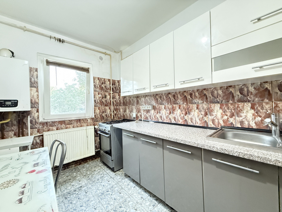 Apartament cu 3 camere | 56 mp | Parter | Zona Lipovei 17, foxfort.ro
