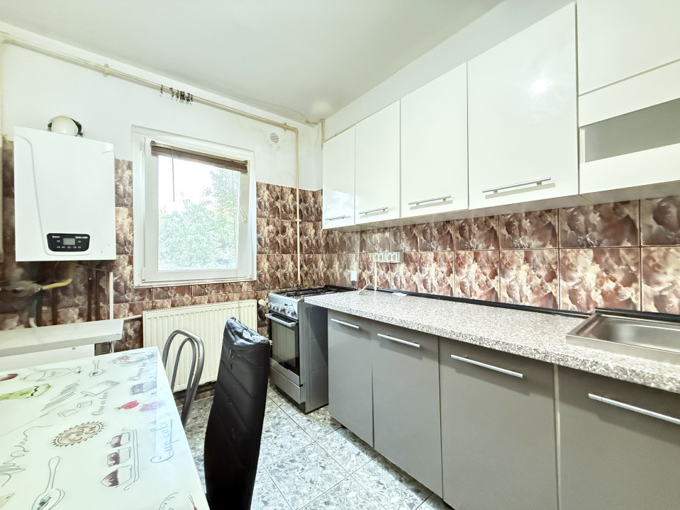 Apartament cu 3 camere | 56 mp | Parter | Zona Lipovei 19, foxfort.ro