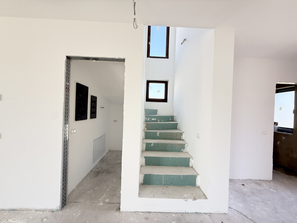 Casa individuala cu 5 camere | 583 mp teren | Toate utilitatile | Sacalaz 4, foxfort.ro