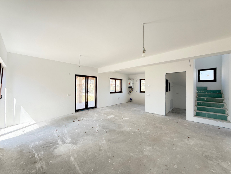 Casa individuala cu 5 camere | 583 mp teren | Toate utilitatile | Sacalaz 18, foxfort.ro