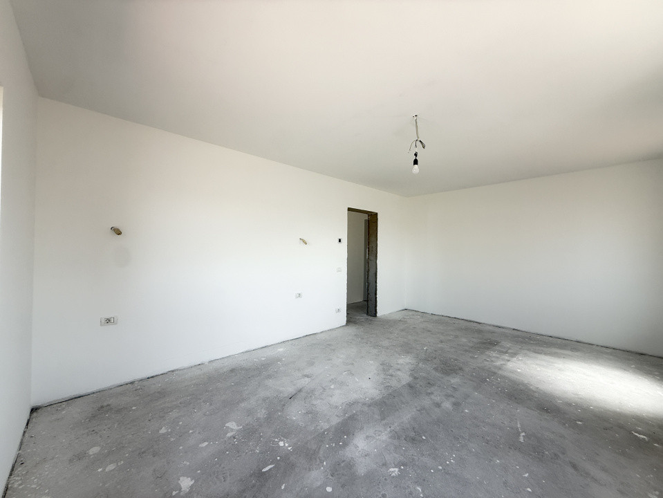Casa individuala cu 5 camere | 583 mp teren | Toate utilitatile | Sacalaz 27, foxfort.ro