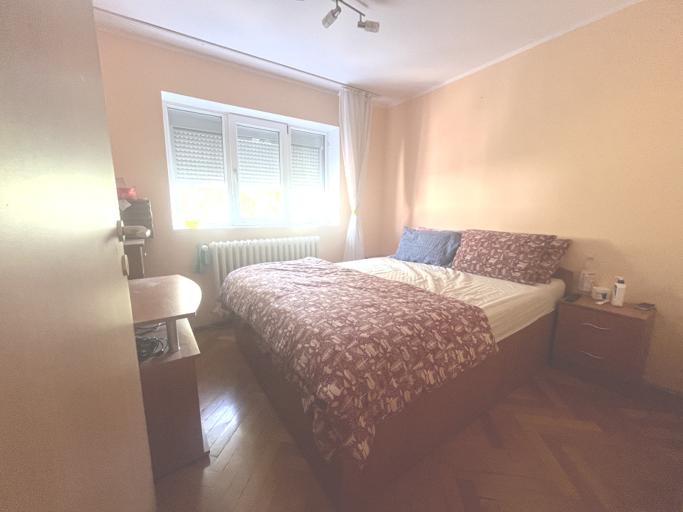COMISION 0 % Apartament cu 3 camere, 65 mp, zona Dambovita 6, foxfort.ro