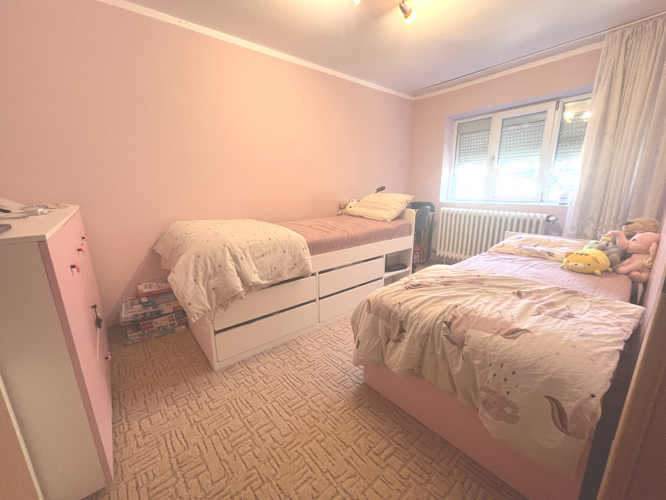 COMISION 0 % Apartament cu 3 camere, 65 mp, zona Dambovita 8, foxfort.ro