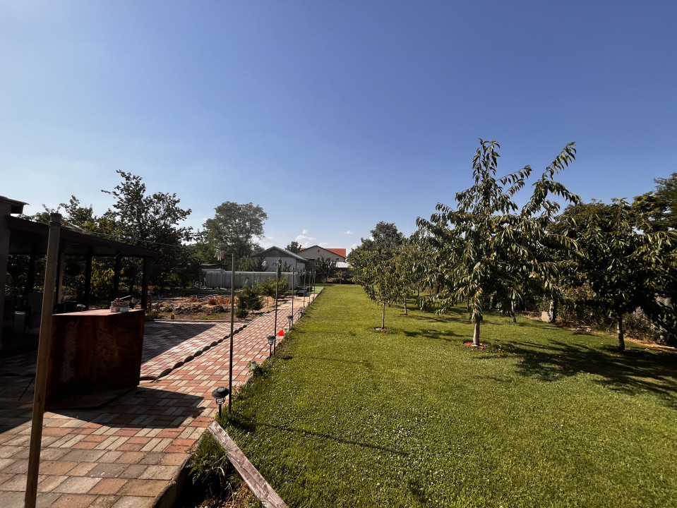 Casa individuala cu 6 camere de vanzare, zona Freidorf 5, foxfort.ro