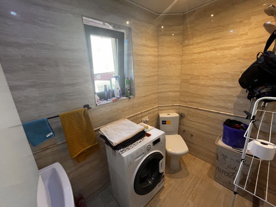 Casa individuala cu 6 camere de vanzare, zona Freidorf 10, foxfort.ro