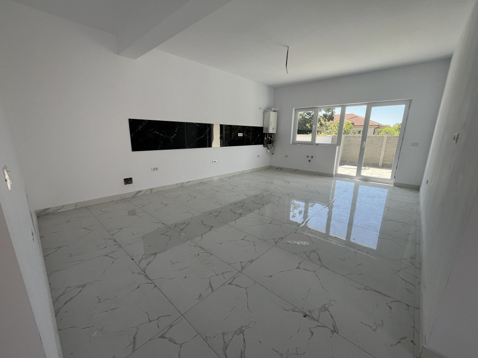 Duplex cu 4 camere si teren de 250 mp - Mosnita Noua 10, foxfort.ro