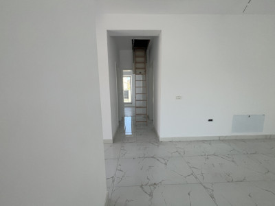 Duplex cu 4 camere si teren de 250 mp - Mosnita Noua imagine mica 8, foxfort.ro