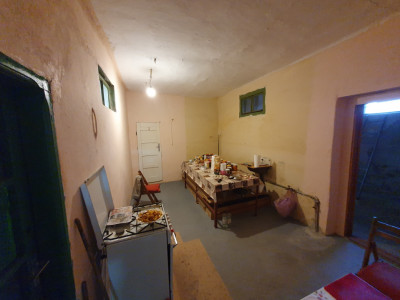 Spatiu de productie, 10 incaperi, 382 mp utili, 1800 mp teren, Peciu Nou imagine mica 32, foxfort.ro