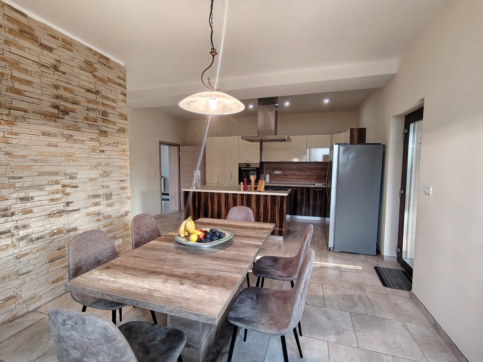 COMISION 0% Casa individuala cu 6 camere de vanzare in Giroc – V10335 6, foxfort.ro
