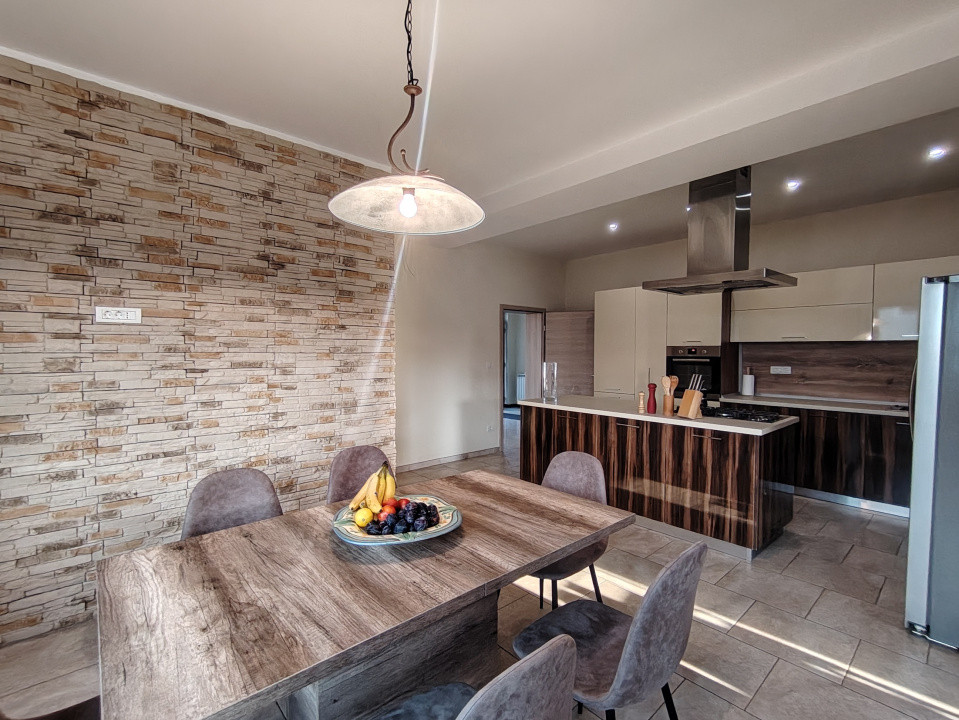 COMISION 0% Casa individuala cu 6 camere de vanzare in Giroc – V10335 20, foxfort.ro