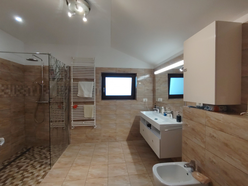 COMISION 0% Casa individuala cu 6 camere de vanzare in Giroc – V10335 26, foxfort.ro