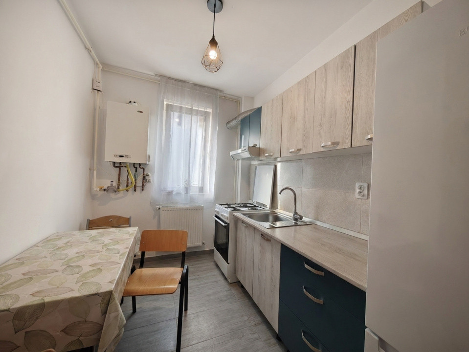 Apartament cu 2 camere 50 mp decomandat | Centrala Proprie | Calea Urseni 4, foxfort.ro
