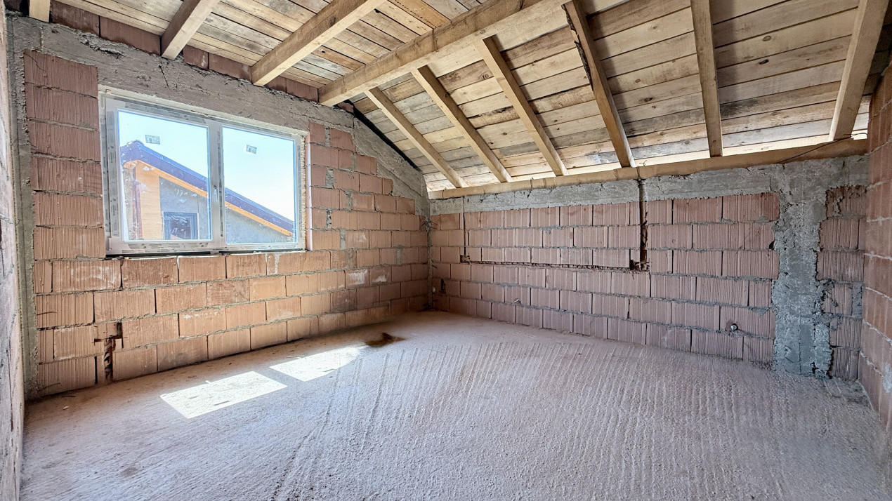 Duplex de vanzare 4 camere Drumul Boilor - Mosnita 8, foxfort.ro