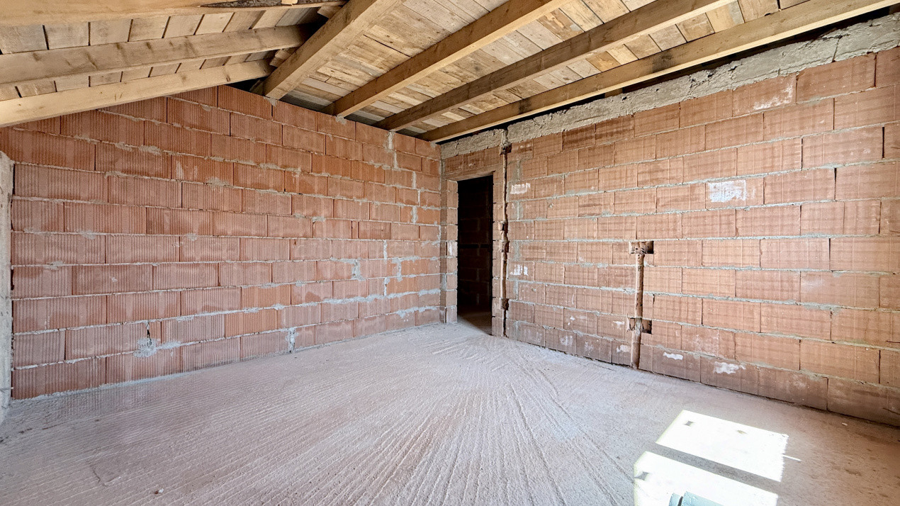 Duplex de vanzare 4 camere Drumul Boilor - Mosnita 9, foxfort.ro
