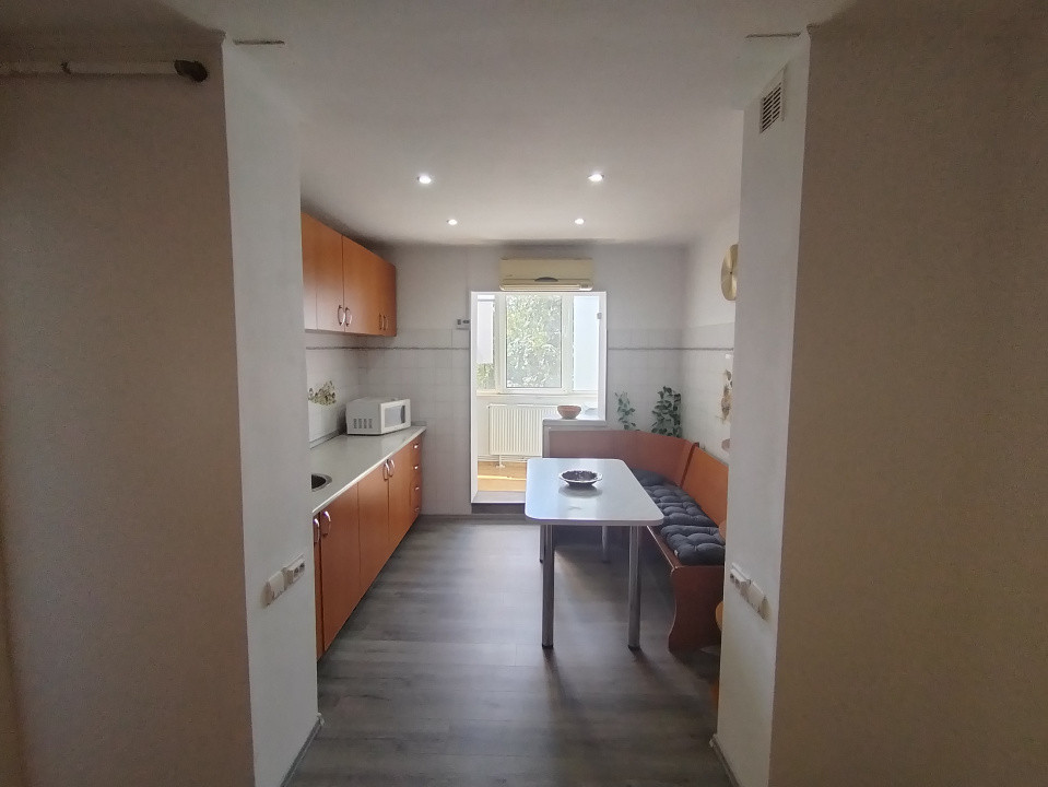 Apartament cu 2 camere de inchiriat in Timisoara, zona Girocului 10, foxfort.ro