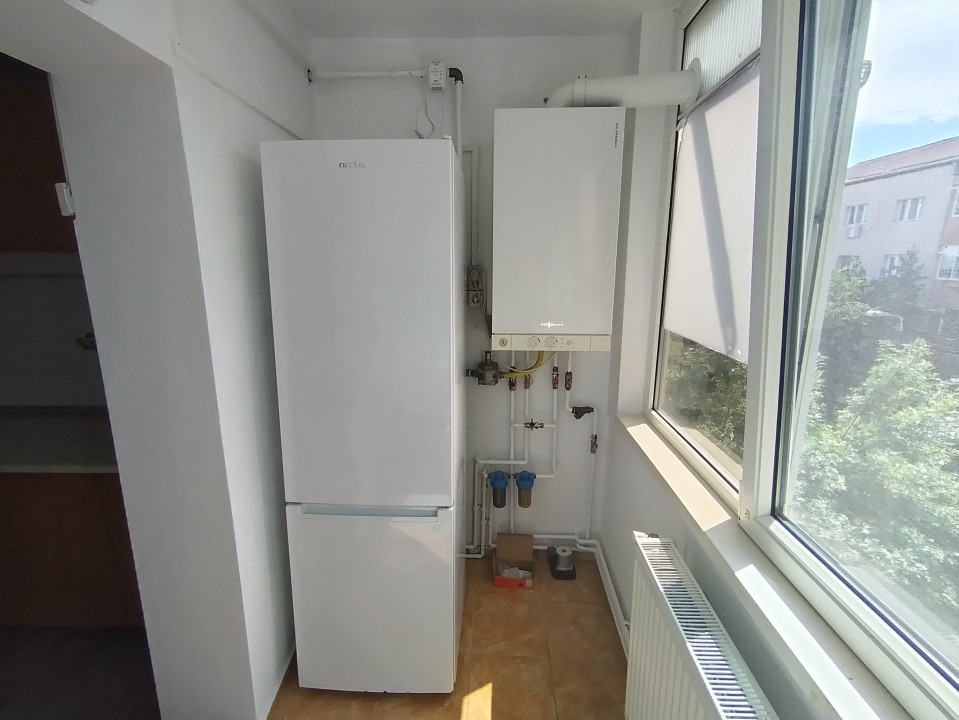 Apartament cu 2 camere de inchiriat in Timisoara, zona Girocului 12, foxfort.ro
