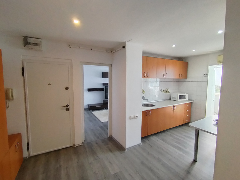 Apartament cu 2 camere de inchiriat in Timisoara, zona Girocului 13, foxfort.ro