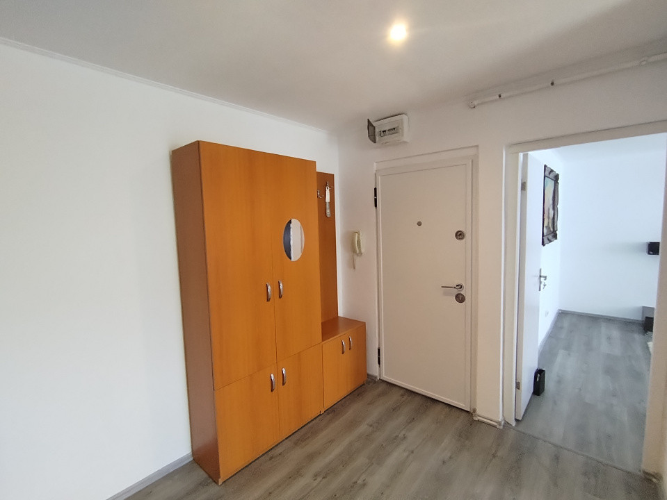 Apartament cu 2 camere de inchiriat in Timisoara, zona Girocului 14, foxfort.ro