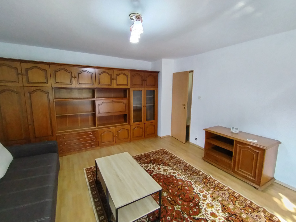 Apartament cu 2 camere de inchiriat in Timisoara, zona Sagului 12, foxfort.ro