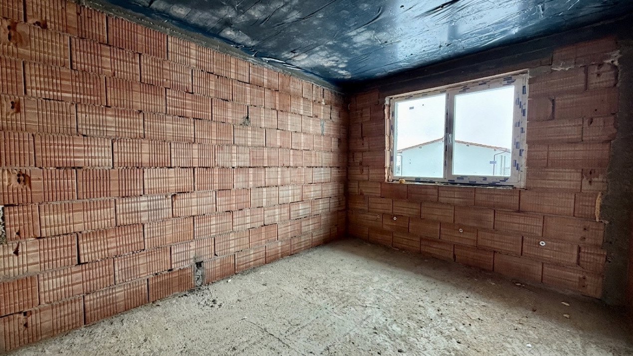 Duplex cu garaj, 4 camere si 403 mp teren - Mosnita Noua 8, foxfort.ro